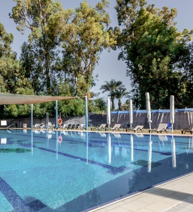 מתקני המלון